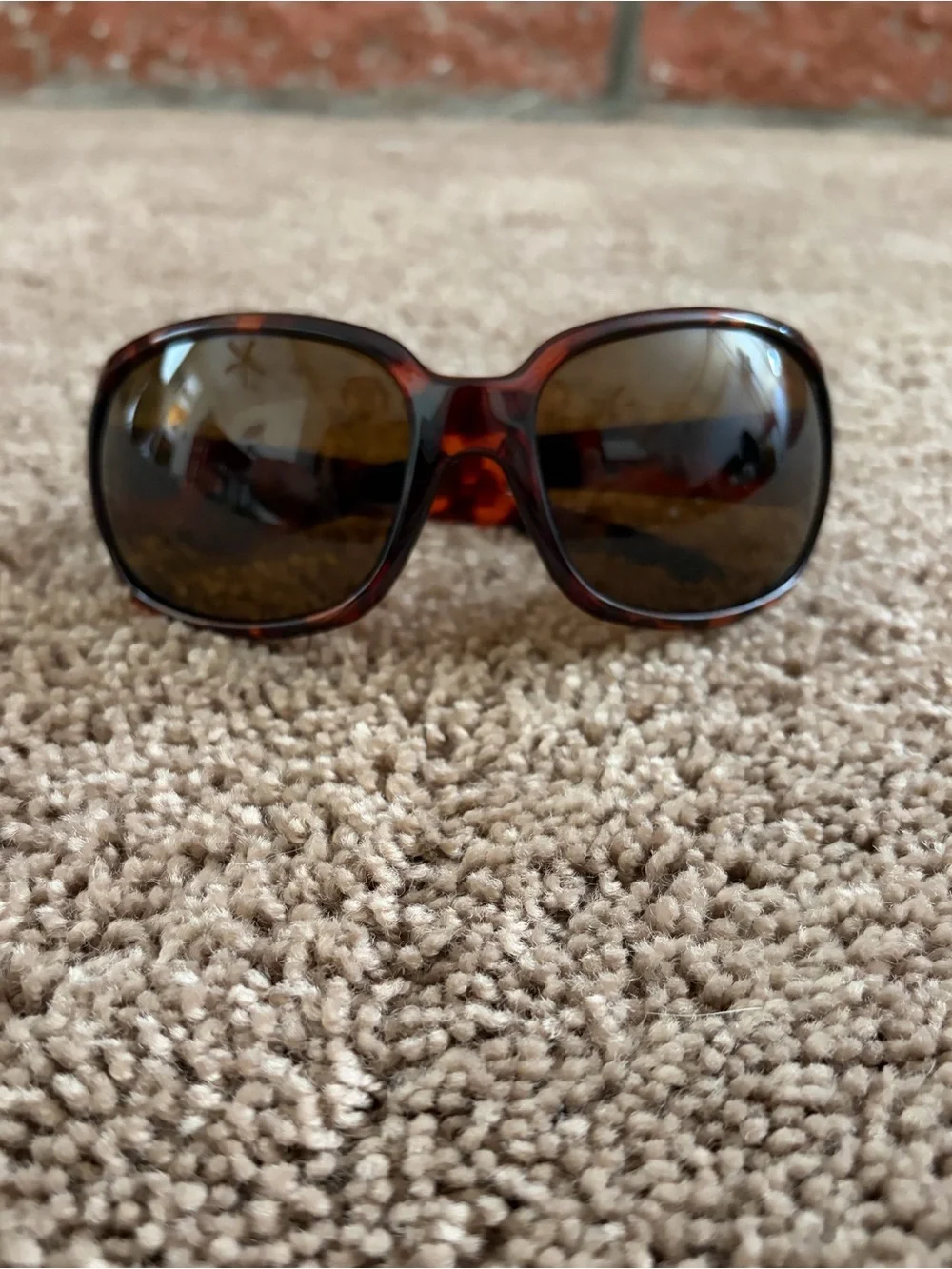SUNCLOUD stylish tortoiseshell